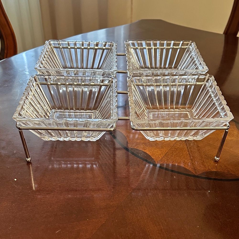Crystal Clear 5-Piece Buffet Server - Picture 3 of 6